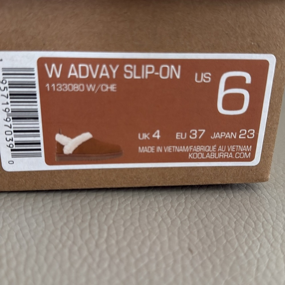 **SOLD ON MERCARI**NIB UGG Koolaburra Advay Slip-On Women’s Size 6 - Picture 3 of 6